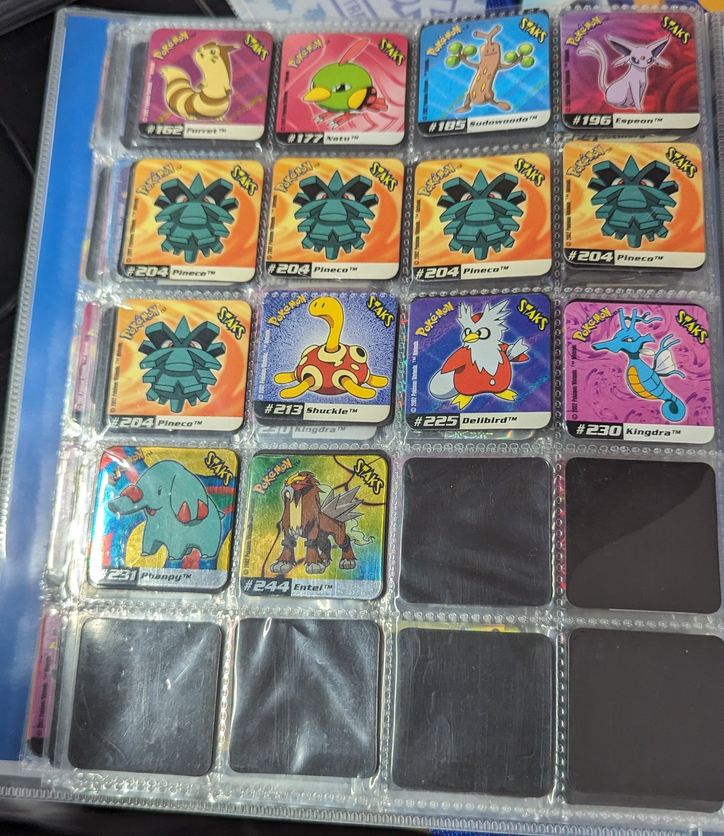 Pokemon Staks Johto League Champions Panini 2002 Magnets & Collectors Folder